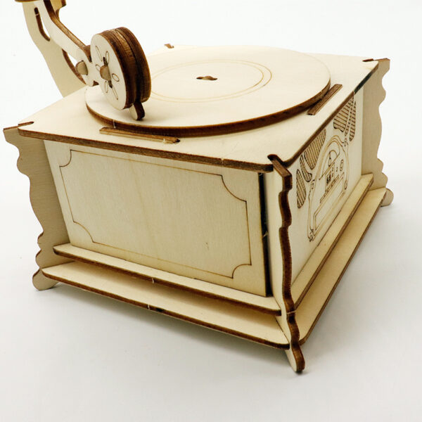 3D Holzpuzzle Grammophon Modell Nr. MK0205117 – Bild 3