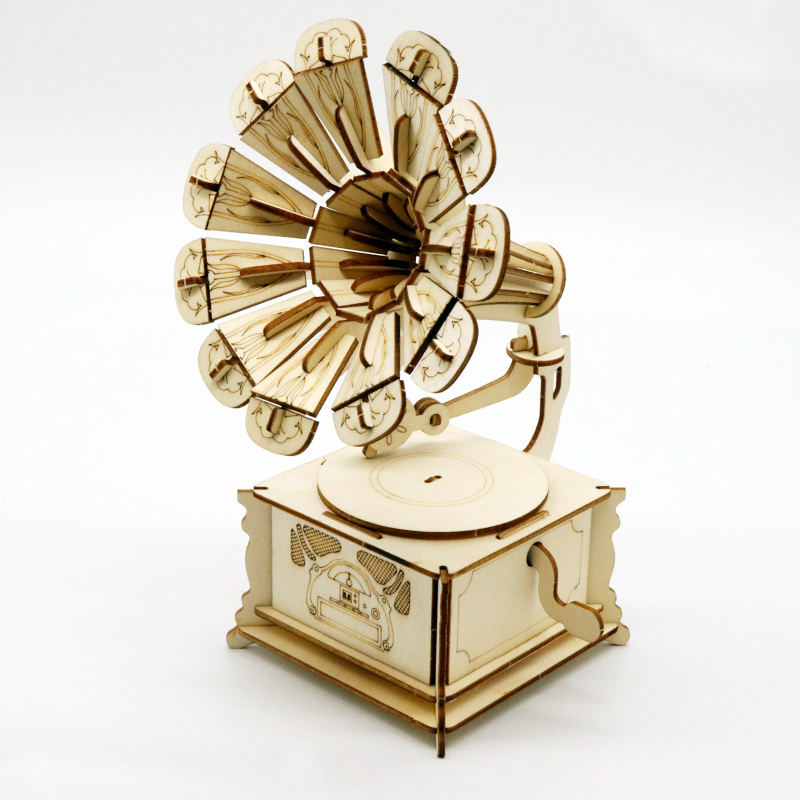 Grammophone_3.jpg 3D Holzpuzzle Grammophon Modell Nr. MK0205117 – Bild 1